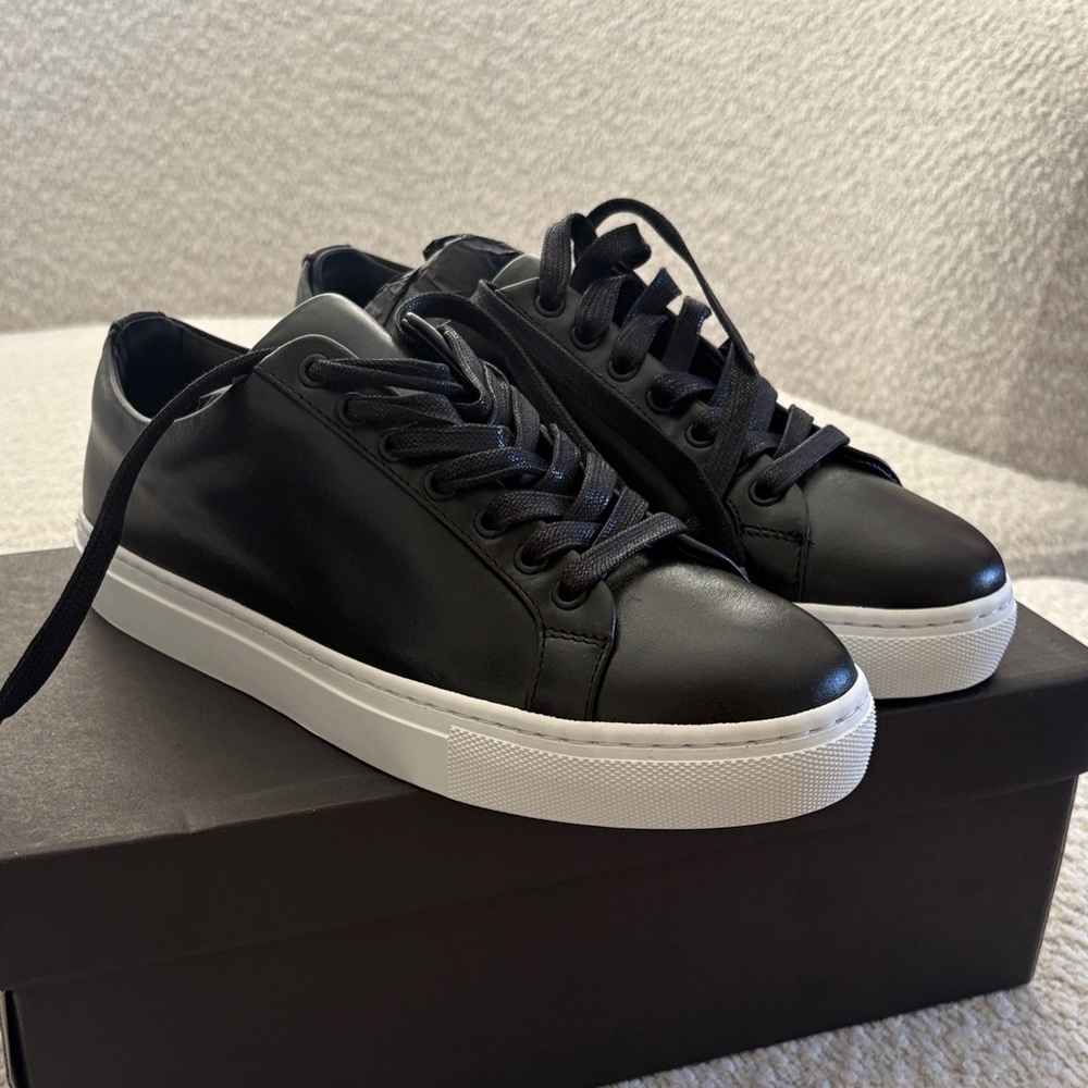 Black Leather Men's Sneakers